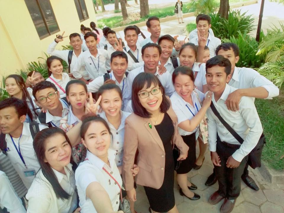 Viriya Lim and Her Students_BBU